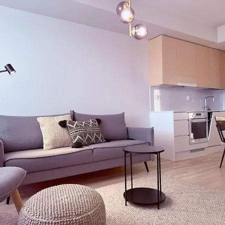 Quiet 10th Floor With Balcony, Next To Train Station *